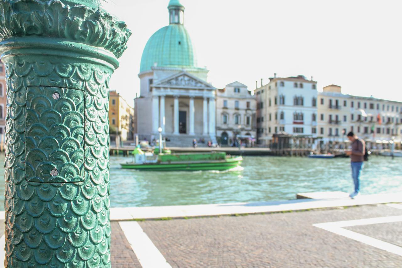 Centrale Mazzoni 15 Venedig Exteriör bild